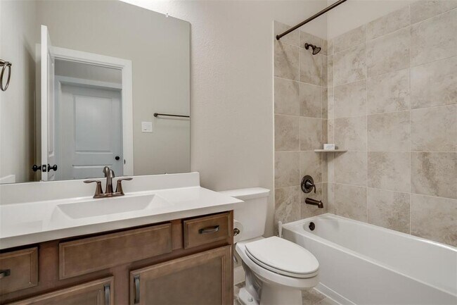 Building Photo - 31866 Grand Arbor Ln