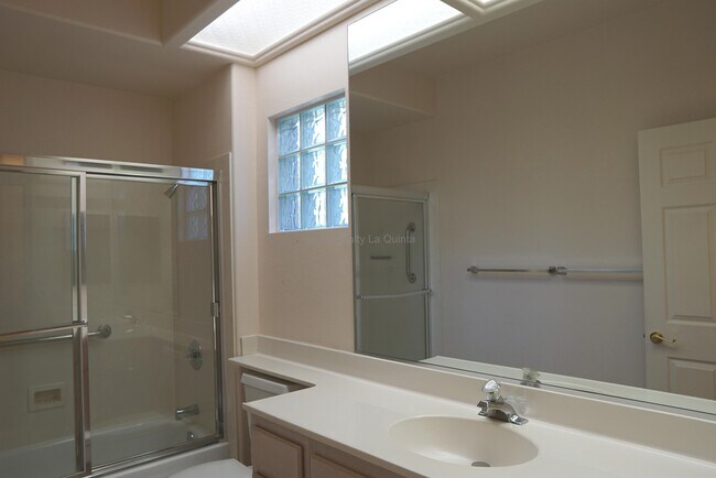 Building Photo - 78585 Autumn Ln