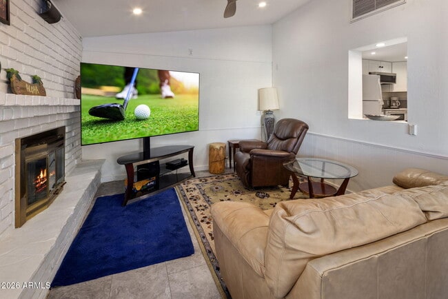 Building Photo - 2311 N Gayridge Rd