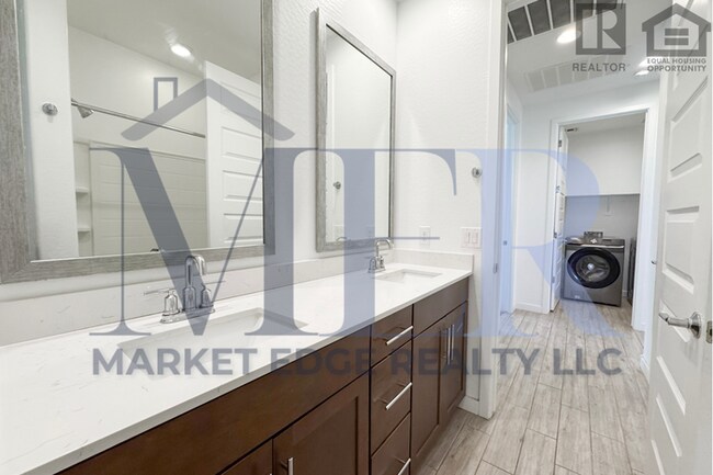 Building Photo - 5Bed/3Bath Home in Vistancia! $399 MOVE-IN...