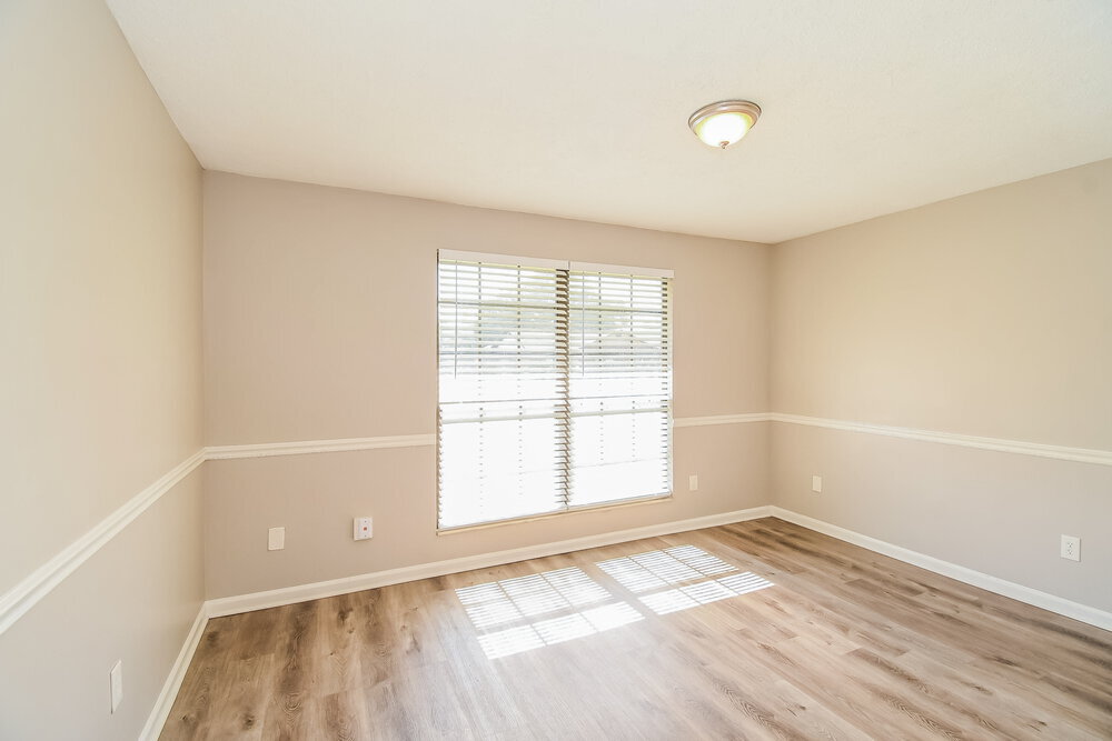 Building Photo - 2621 Grafton Dr