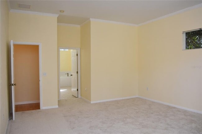 Building Photo - 2406 SW 98 Dr