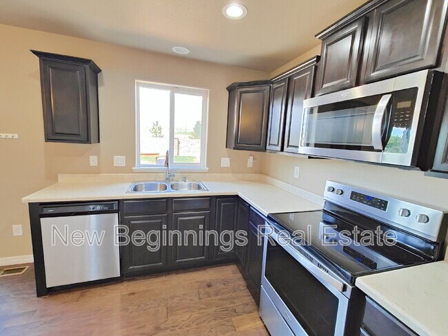 Building Photo - 6134 Meadowbank Ln