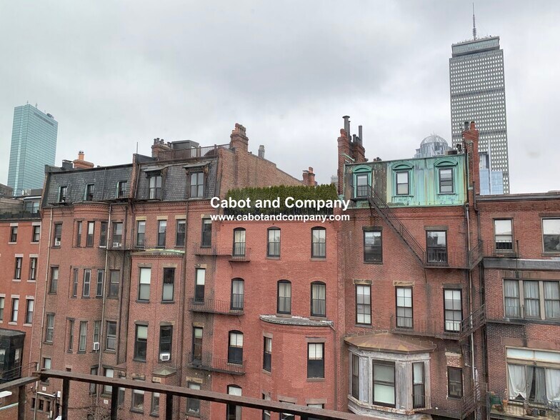 Building Photo - 314 Marlborough St