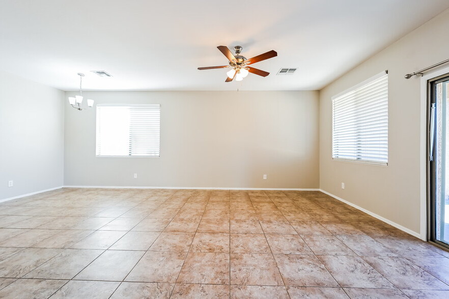 Building Photo - 43240 N Whisper Ln