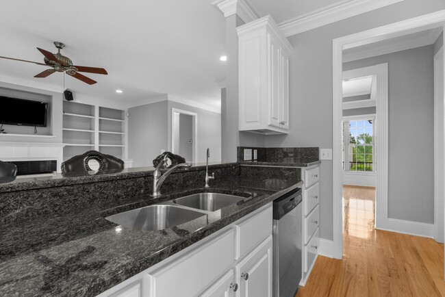 Building Photo - 519 Wild Hickory Ln