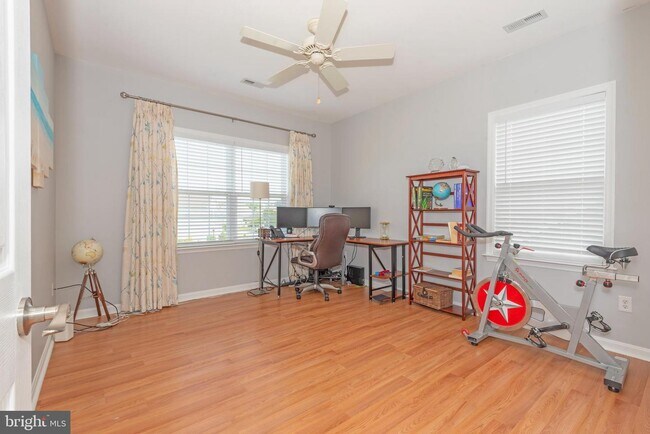 Building Photo - 18959 Gold Finch Cove