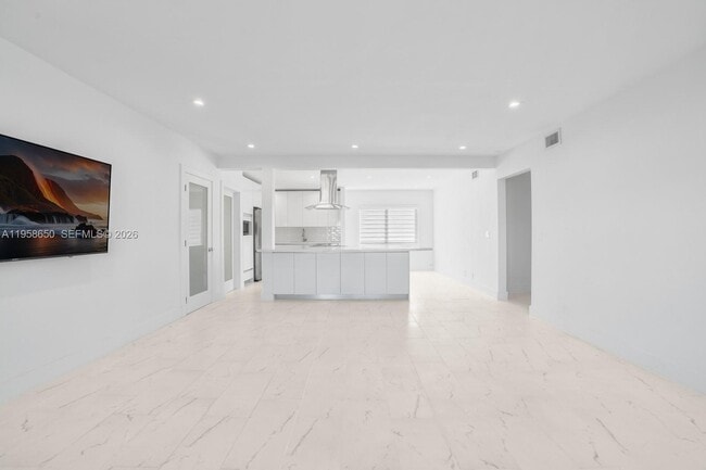 Building Photo - 3909 Garden Ave