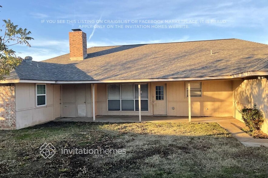 Building Photo - 1312 Tierra Calle