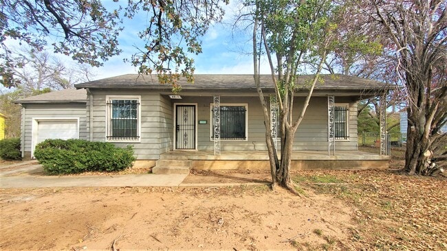 Primary Photo - 4813 Old Mansfield Rd