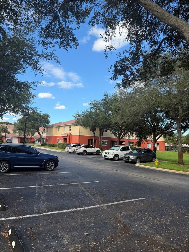 Building Photo - 3340 Palomino Dr