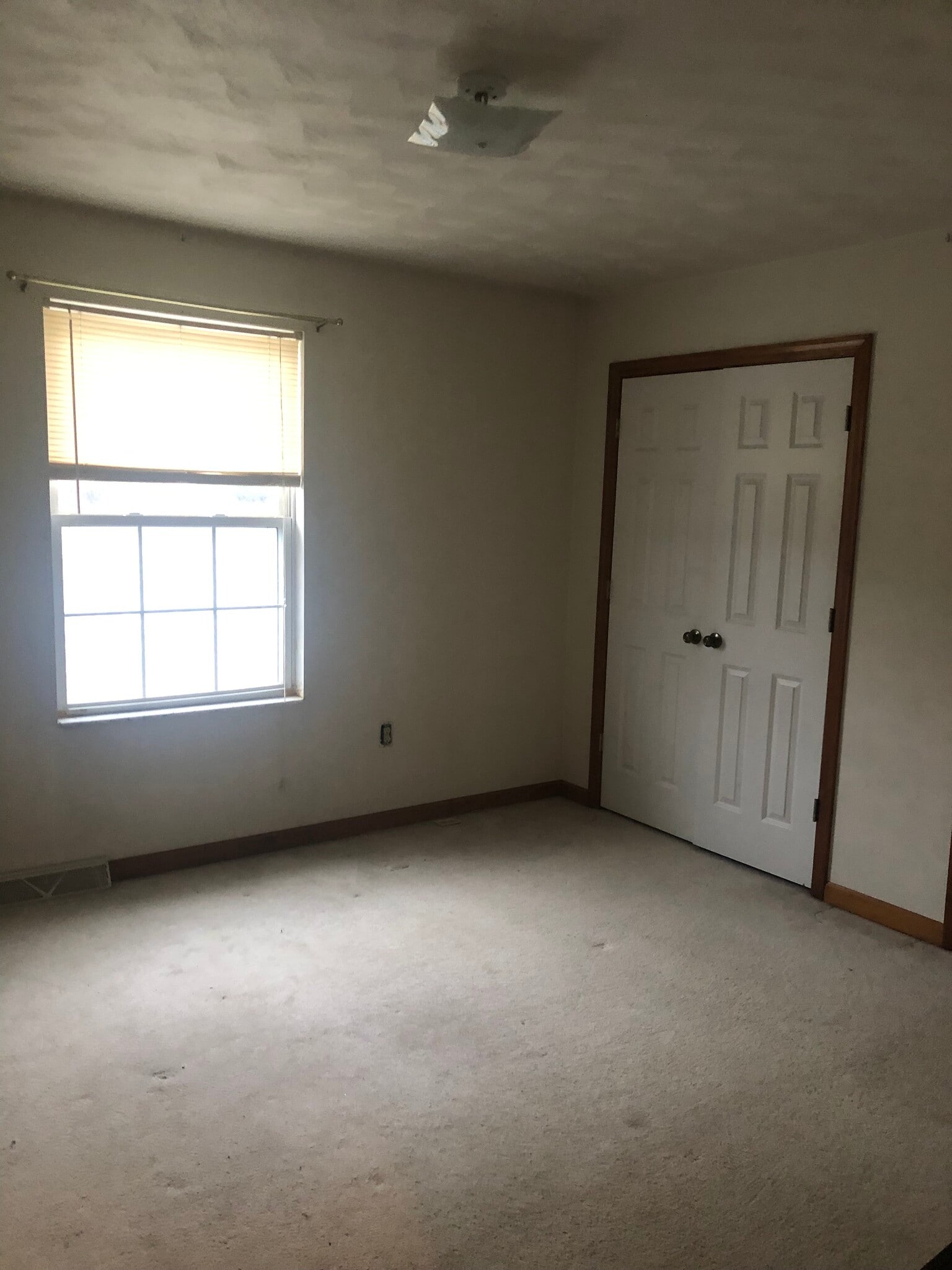 Building Photo - 305 Sheetz Way