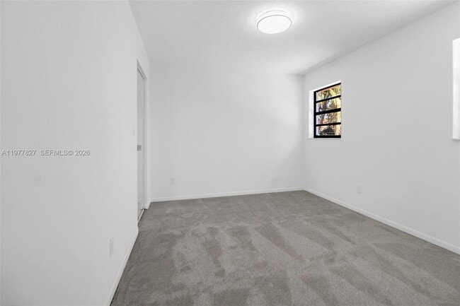 Building Photo - 10031 SW 147th Pl