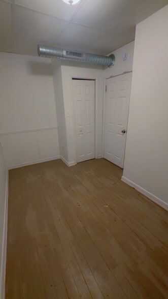 Building Photo - 176 W Delavan Ave