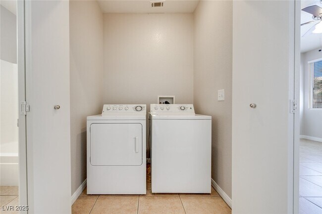 Building Photo - 11020 Napa Ridge Dr