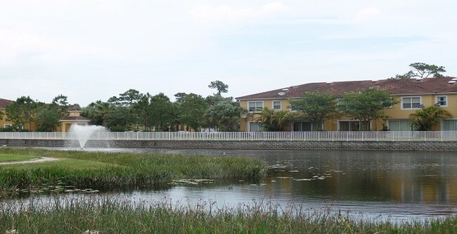 Building Photo - 1040 Pipers Cay Dr