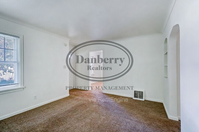 Building Photo - 1132 Brookley Blvd