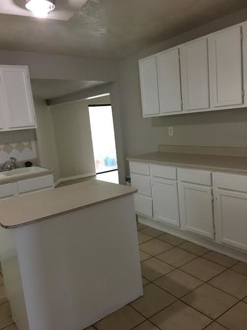 Building Photo - 3845 Rosedale St