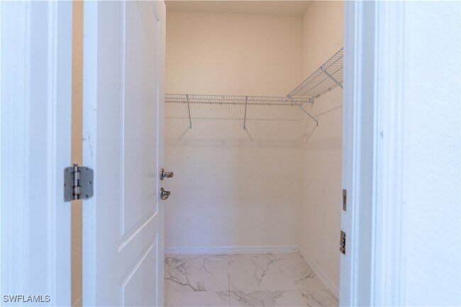 Building Photo - 3669 Crimson Ln