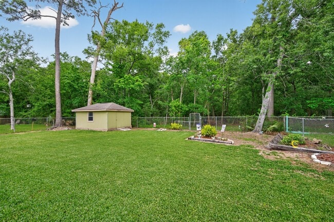 Building Photo - 1017 Pin Oak Dr