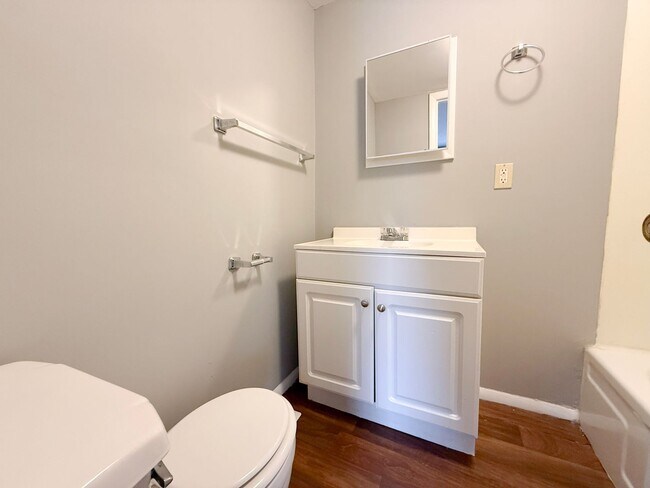 Building Photo - 230 W Jere Whitson Rd