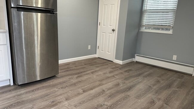 Building Photo - 38a Saco St