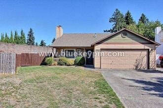 Building Photo - 3 Bed, 2 Baths Home in Orchards Neighborho...