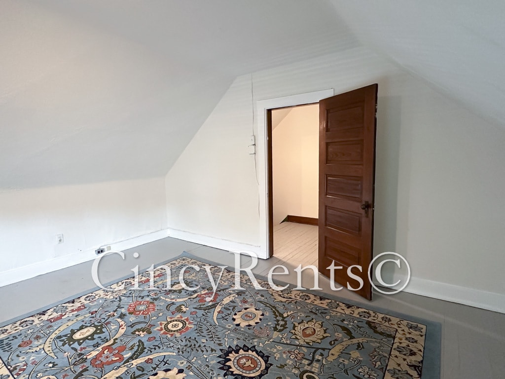 Building Photo - 3570 Edwards Rd