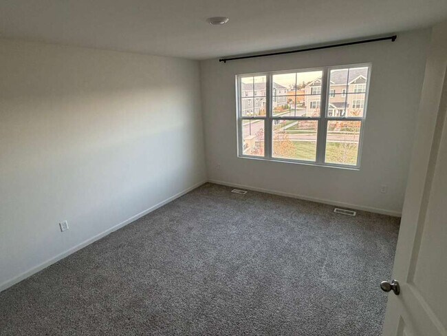 Building Photo - 2016 Yellowstone Blvd