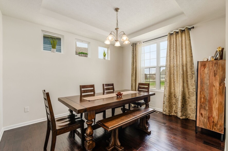 Building Photo - 6692 Rocky Ridge Dr