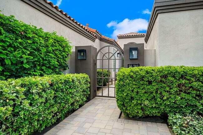 Building Photo - 56765 Merion