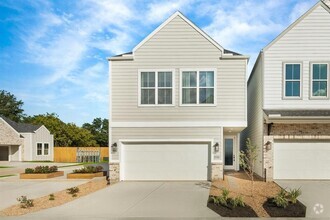 Building Photo - 419 Stonework Oaks Ln