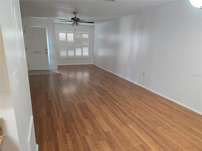 Building Photo - 540 Cascade Cir