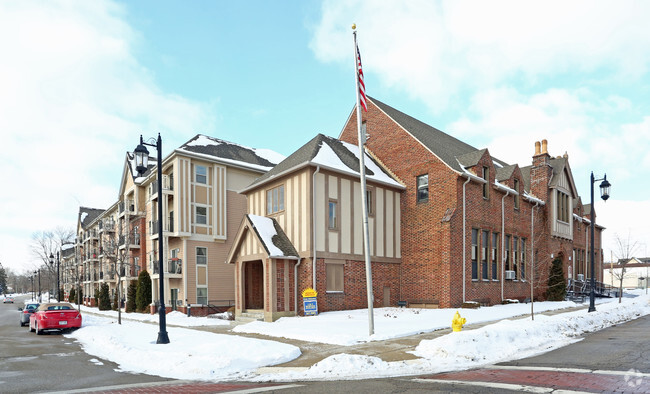 Building Photo - Berkshire Oconomowoc Senior Apartments