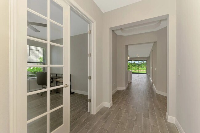 Building Photo - 5664 Blue Reef Pl