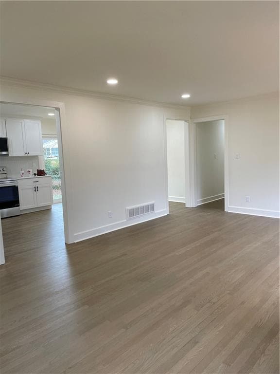 Building Photo - 475 Maxwell Rd