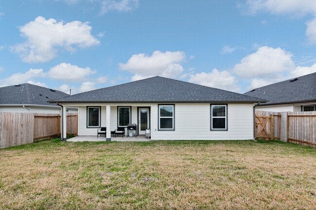 Building Photo - 1115 Sommerville Dr
