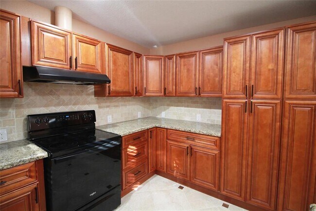 Building Photo - 4523 Donalbain Dr