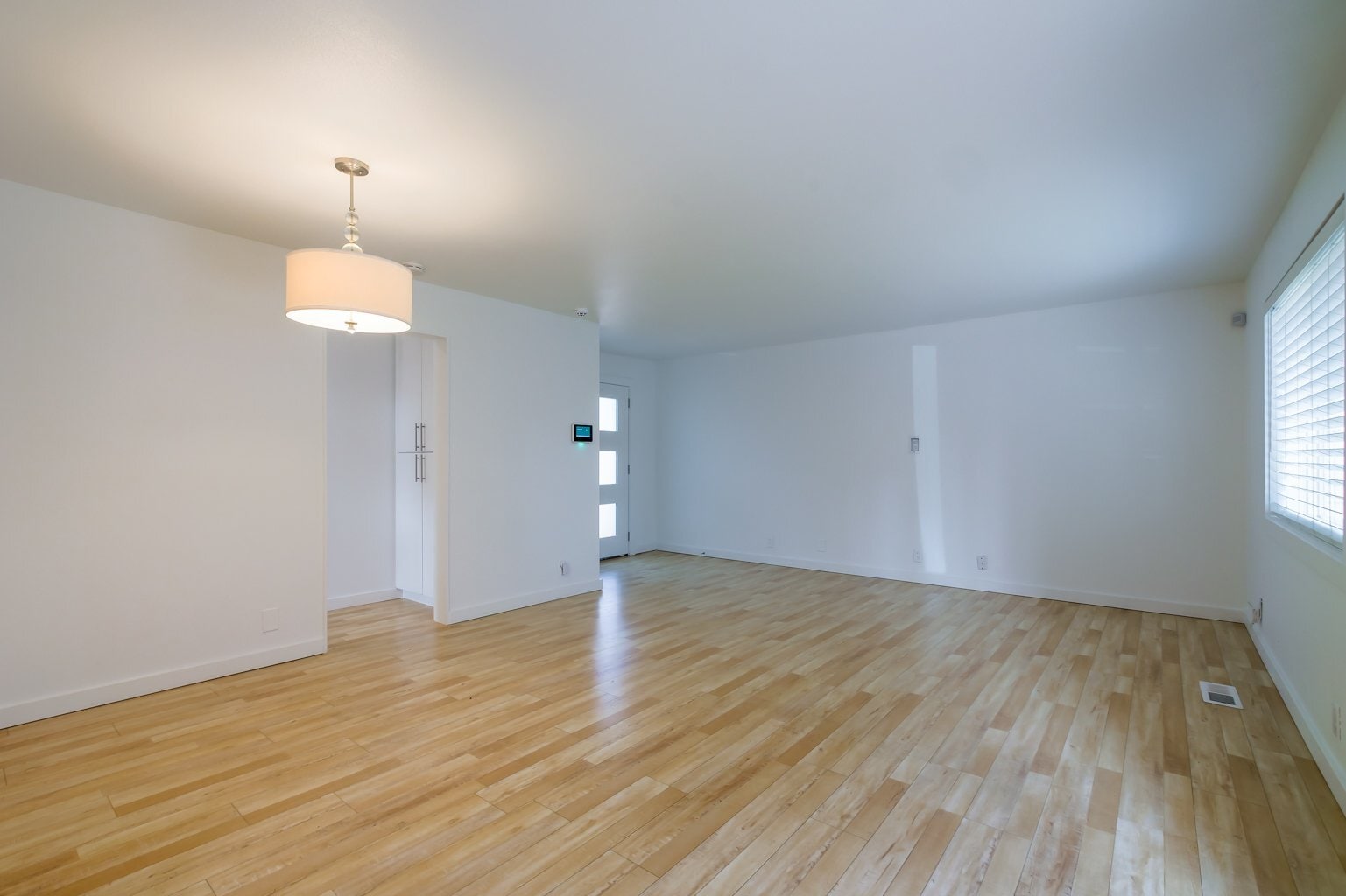 Building Photo - 6235 SE Clatsop St