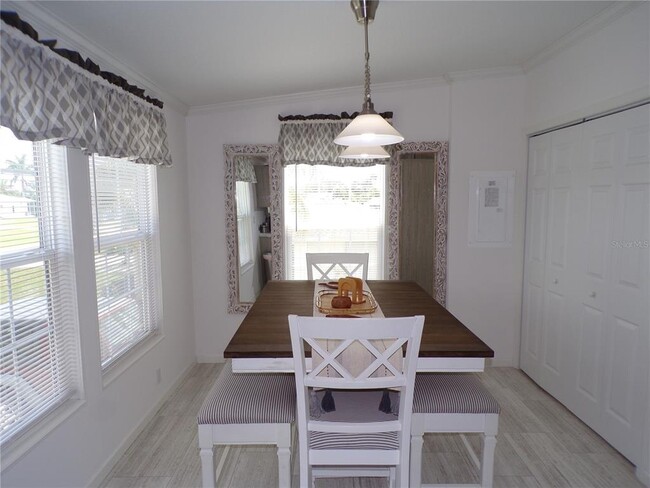 Building Photo - 721 Marlin Dr