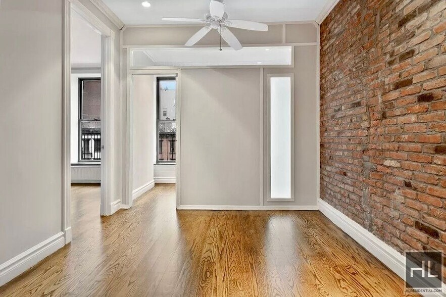 Building Photo - E 13TH ST.