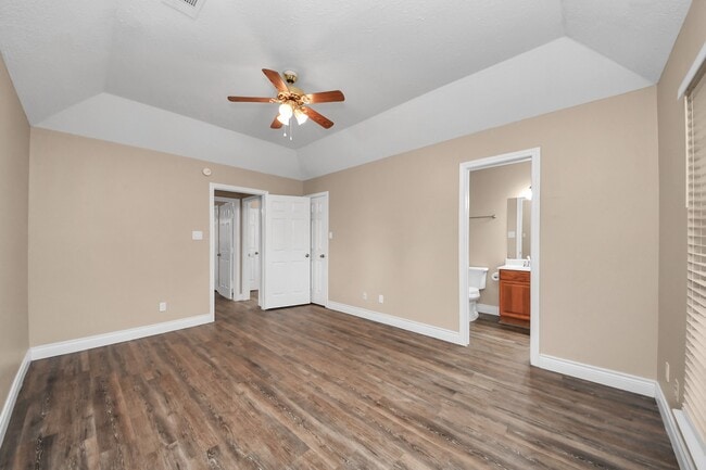 Building Photo - 1163 Lovett St