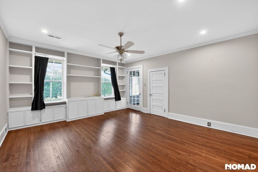 Building Photo - 222 Providence Rd