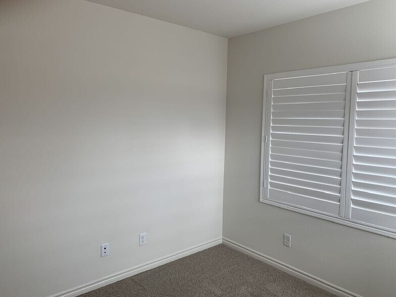 Building Photo - 11456 Artesia Blvd
