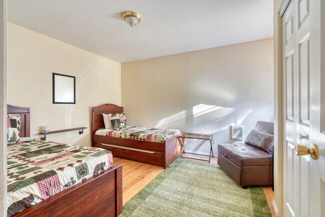 Building Photo - 70417 E Terrace Dr