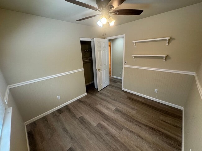 Building Photo - 3 bed / 2 Bath | West Roseville Home Avail...