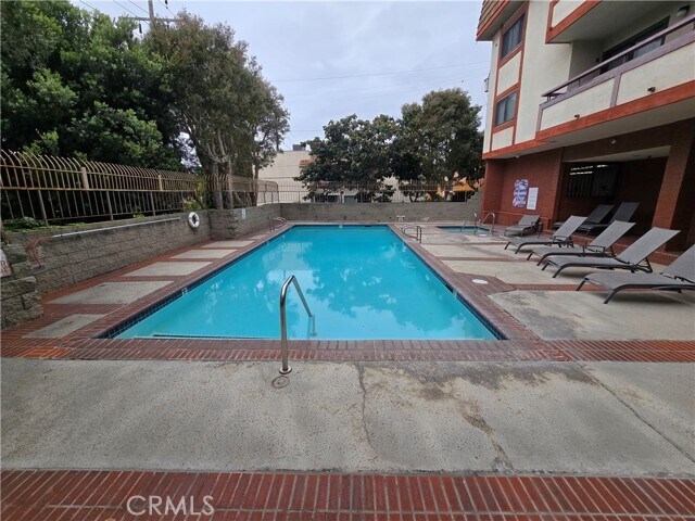 Building Photo - 8828 Pershing Dr