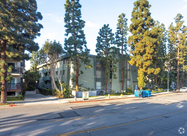 Green Valley Circle Apartments Culver City Ca Apartment Finder