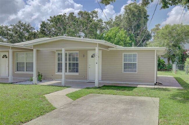 Building Photo - 2312 Belmar Dr