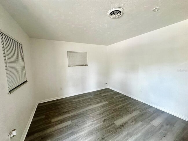 Building Photo - 5527 Bryson Dr